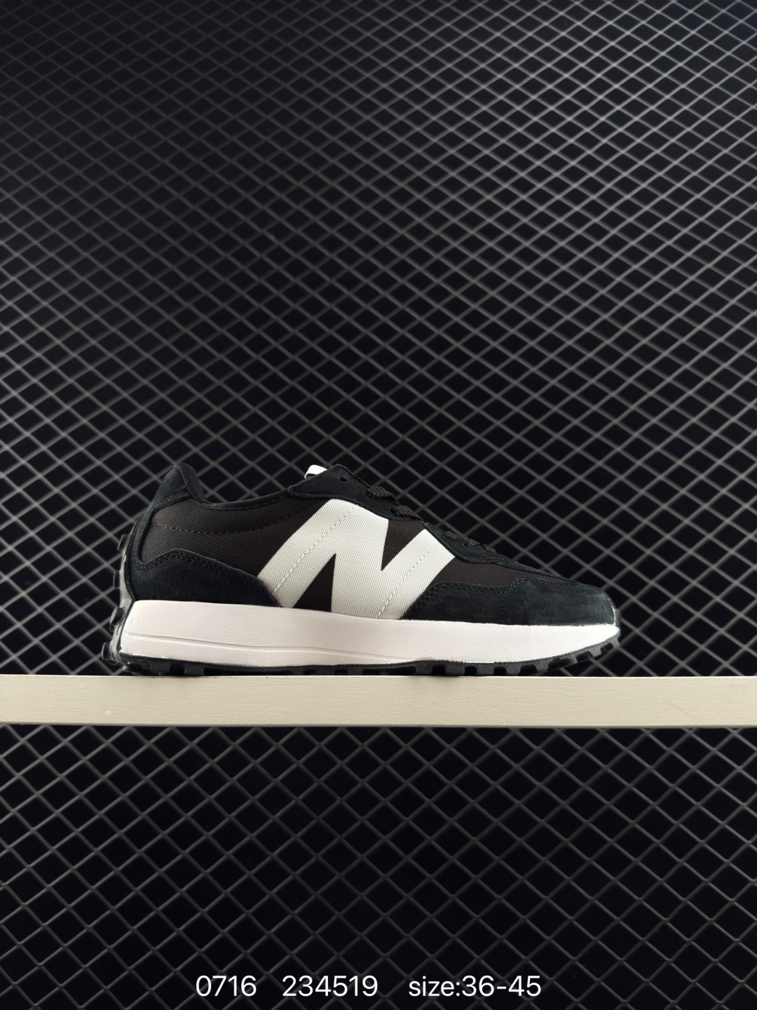 New Balance MS327